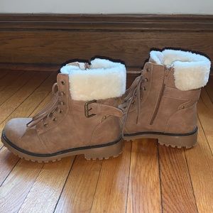 Sherpa Brown combat boots